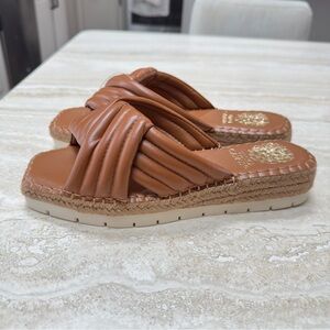 Vince Camuto Sandals Melysa Caramel Brown Cross Slide Espadrille Wedge Size 6.5
